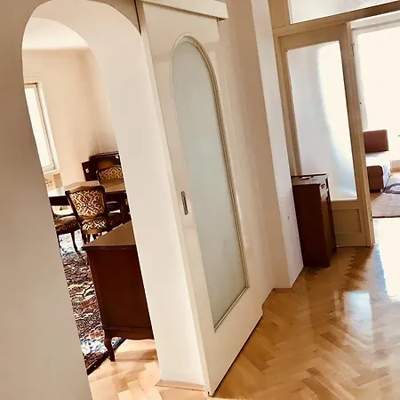 伊尔马公寓 塞拉耶佛